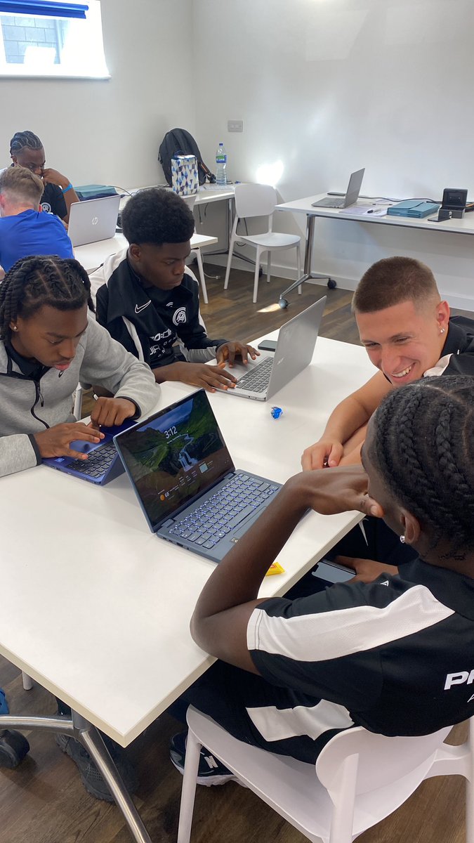 It’s here….

25/26 Recruitment has started 
ONLY 24 places available don’t miss out!! Complete registration by clicking the link below and start the process. 

extranet.wearescl.co.uk/ToolkitNew/web…