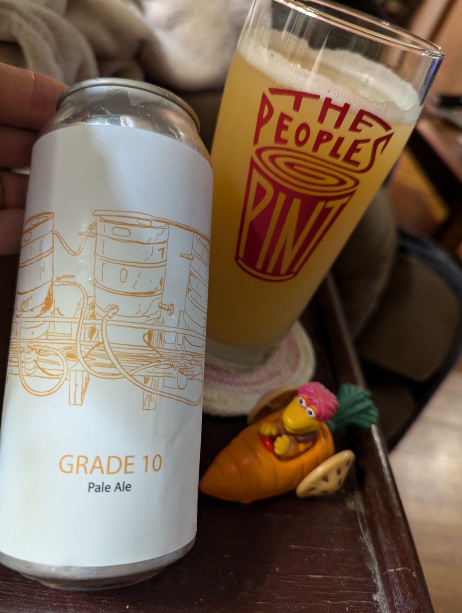 ASFreed's tweet image. Scooter &amp;amp; I are men of the people.
@FidensBrewing 
#ThirstyThirsday
#CraftBeer #CraftCans @badhopper @ManvsAle @RealBMaxwell @madrivertoaster @juggbigt @Just4BeerLovers @david_fuz @JonMontag @MartynMcIntosh @lMinglewoodl @SMem1971 @cellmavin @Fiocho @JohanBBT @amethyst_heels