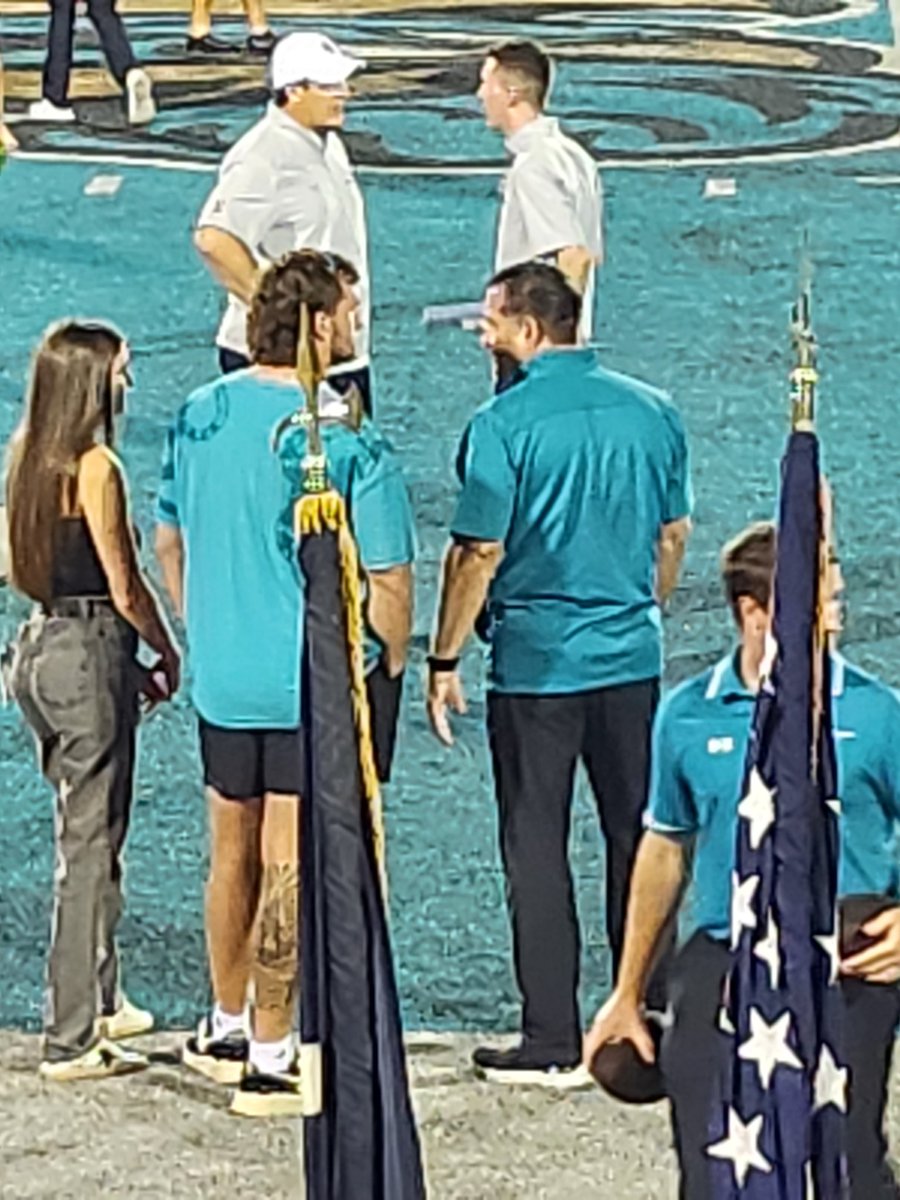 nexcomohio's tweet photo. Hey @McCall_Grayson. You look way better in teal https://t.co/tYbDCRvKD7
