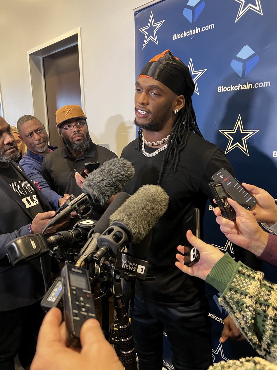 WerderEdNFL's tweet image. CeeDee Lamb on playing hurt: “I'm not just out there for me…It's a lot of people I'm taking care of. And it's a lot of people that I want to go out there and inspire…I know somebody out there paid their last dollar to come watch me play. I'm going to be out there for them."