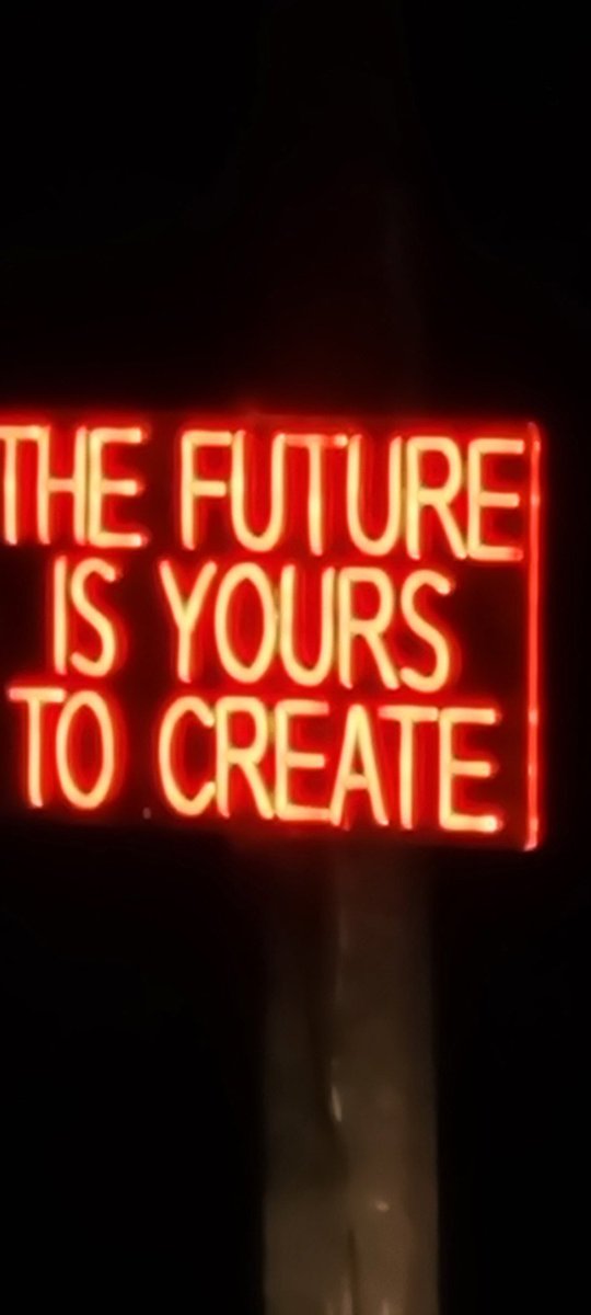 EmilySoliman04's tweet photo. What're you creating ? https://t.co/YC5xp9toSq