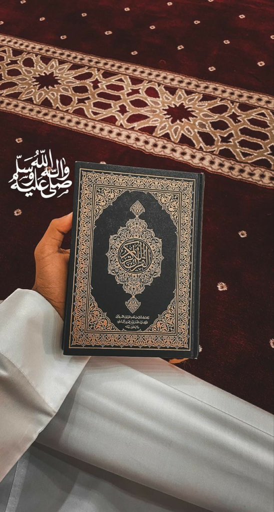 #ليله_الجمعه
#فجر_الجمعه

"ربـَّاهُ حقِّق ما رجوتُ فإنَّنِي
راضٍ بما يجرِي عَليَّ و ما جرَى."