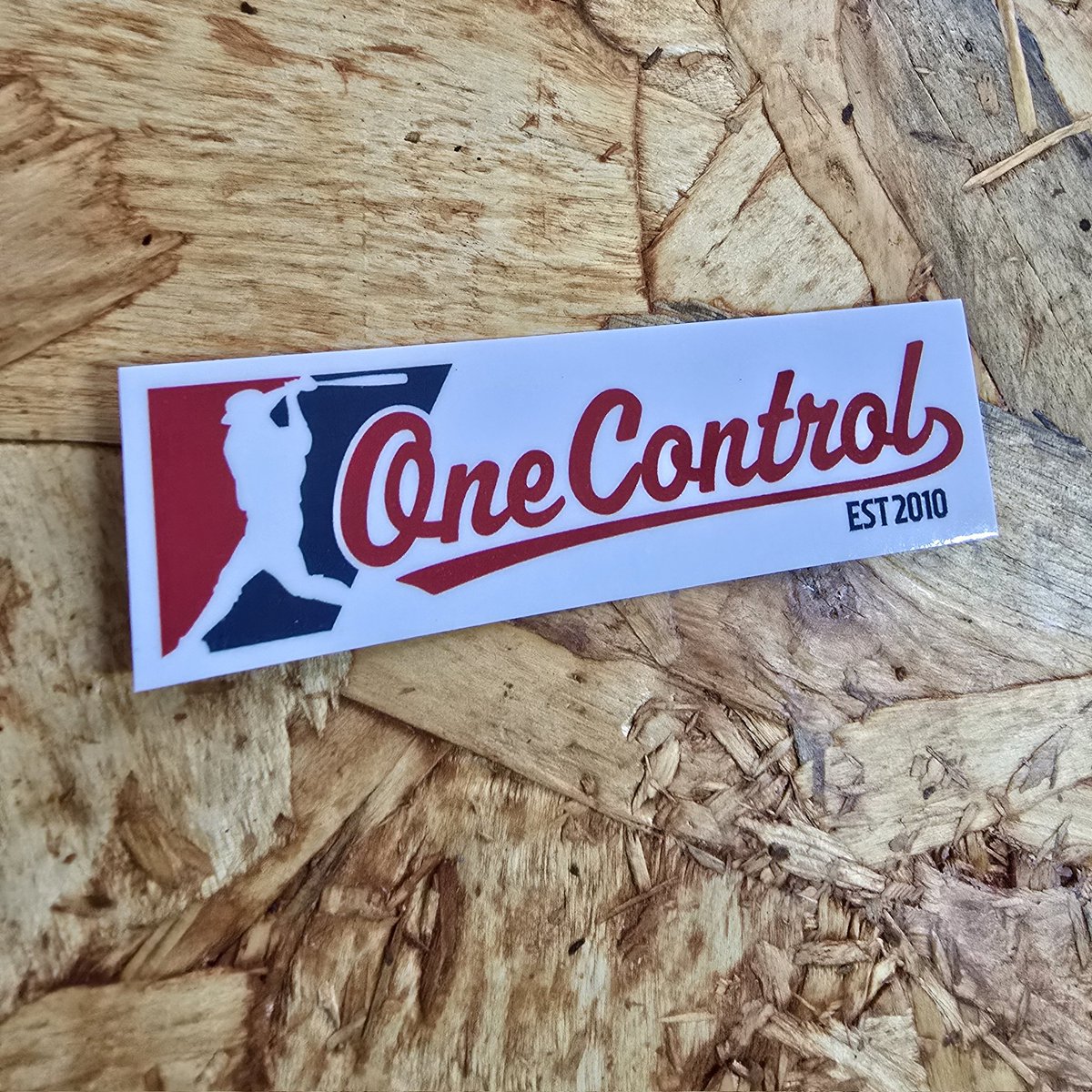 tomokazkawamura's tweet image. ステッカー作ってます。

 #Onecontrol