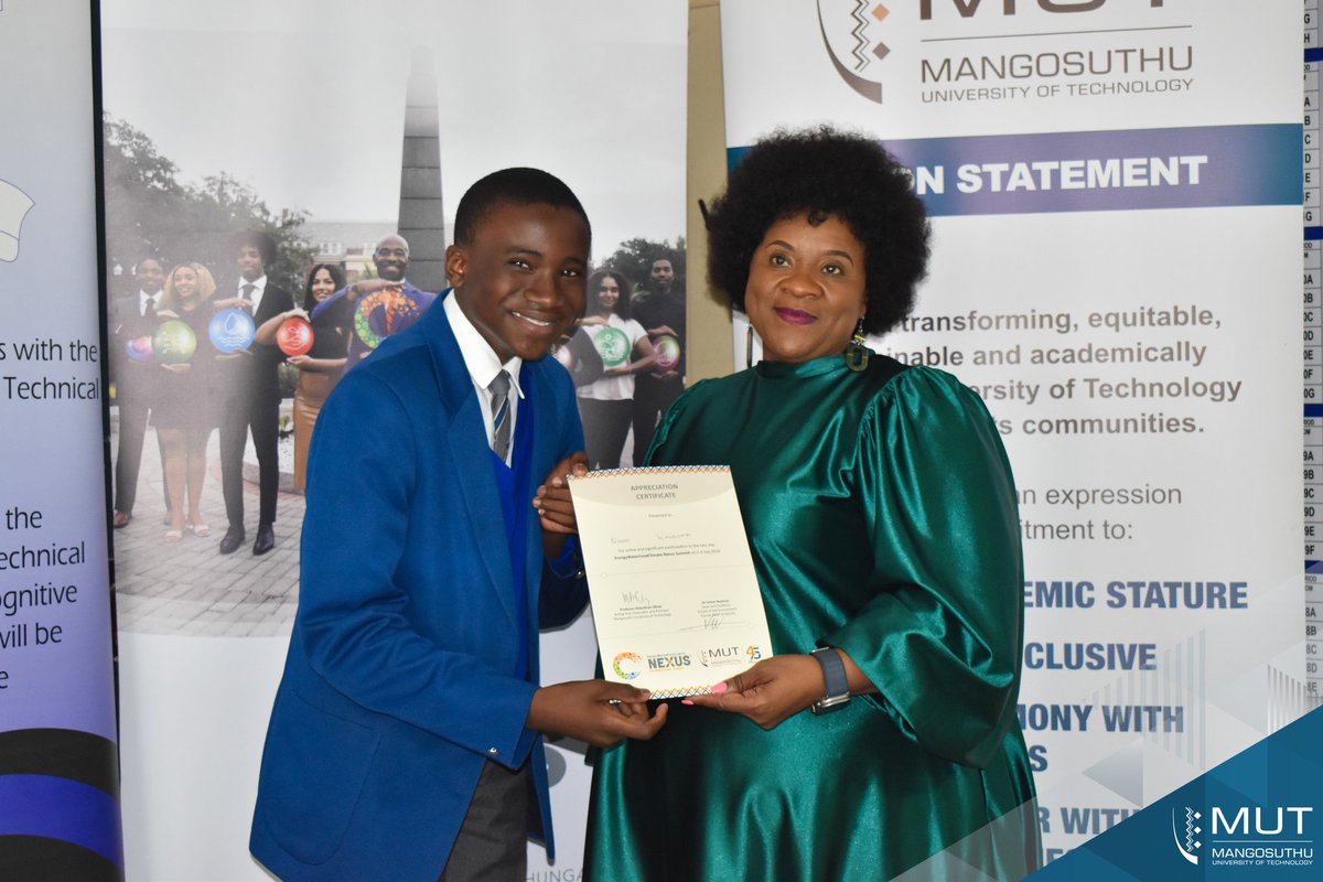 MUTCampus's tweet photo. What we want is possible: MUT VC Professor Nokuthula Sibiya presenting EWFC Nexus Summit certificates to Comtech learners who participated. #MUT #futureaders #shapeandownthefure https://t.co/d8HTBUtA45