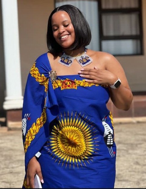 umhlangaswz's tweet photo. Tinanatelo Part 16
LUSHABA
Gumedze.
Sikhundla sikhulu.
Mphalaza lonkhomonyenti.
Mashaya livondvo atetjatsele.
Macolo lamabili angangawenkhosi.
Siyesibone labanye batsi "Shobane" - wota naso!! ๐คฉ
@SimphiweLushab1
#clannames #limuva #letfu #history #eswatini #tinitwitter #tiniX https://t.co/pEPOAYdMKC