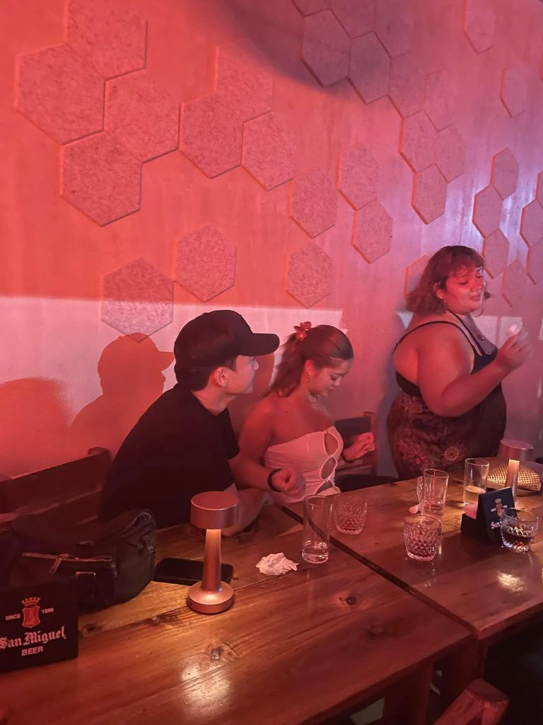 auntieselina_'s tweet photo. Just in: Dominic Roque at Sue Ramirez, spotted sa Siargao na nagtutukaan. Sila na nga ba? https://t.co/MwHxRztiKJ