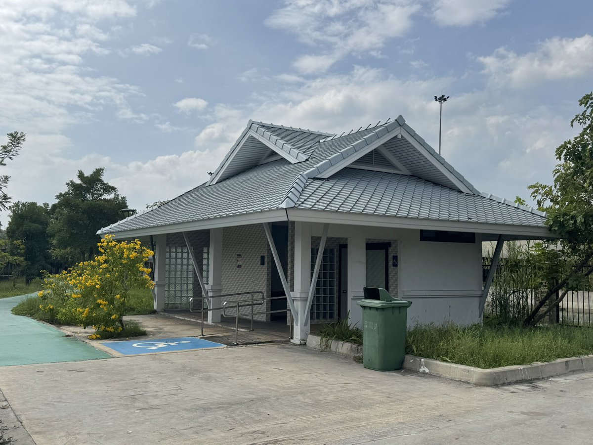 จัดว่าเด็ดสวนนี้ มีคนตลอด ไม่ต้องถามนะว่าสถานที่ไหนไม่ขอลงรายละเอียดบอกแจ้งไว้