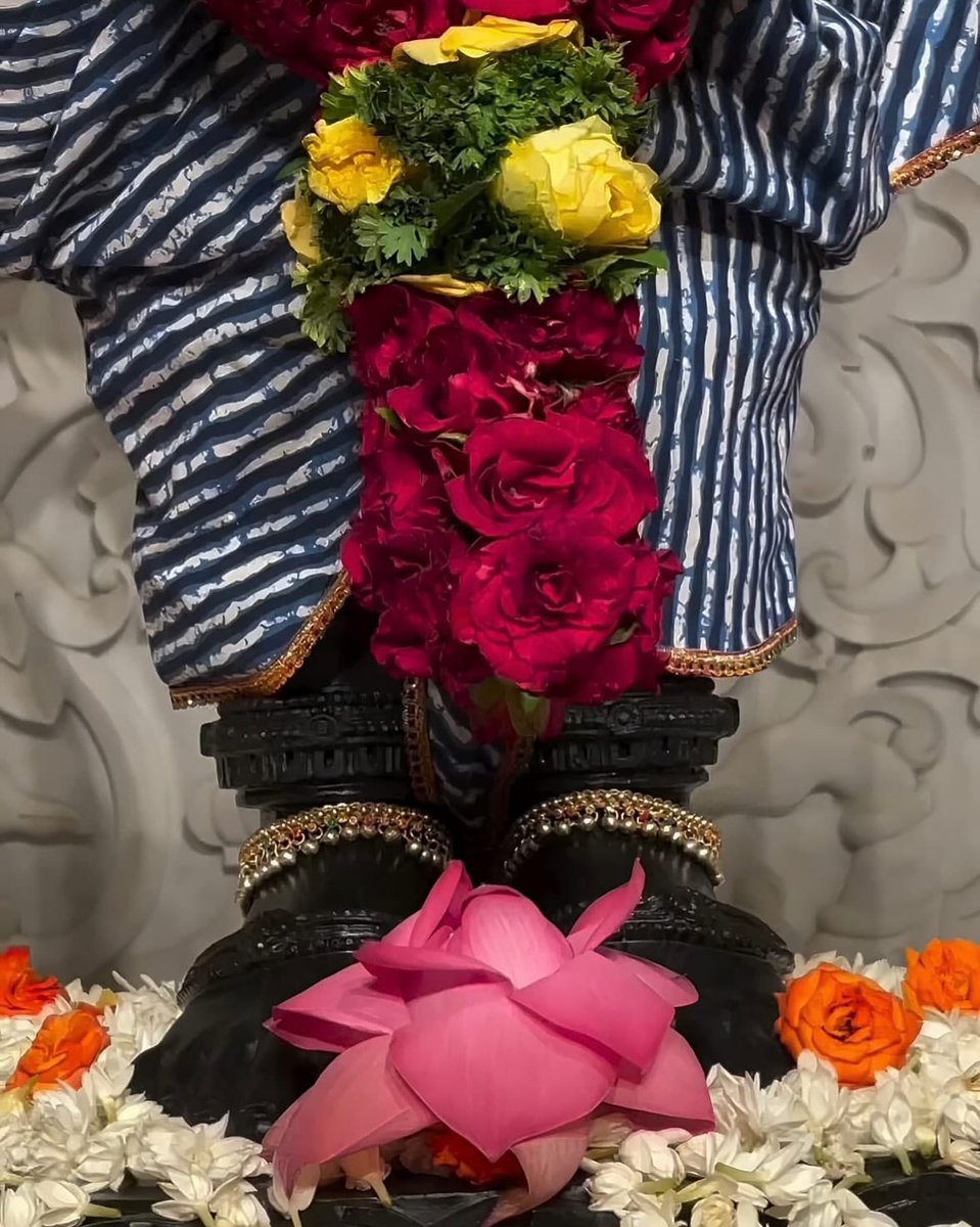 प्रभु “श्री राम” के चरण दर्शन 🙏🏻❤️