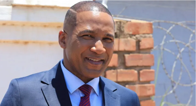 kafuraha's tweet photo. Botswana to legalise undocumented Zimbabweans - president https://t.co/8erimuEPjc https://t.co/mvTdZhV0if