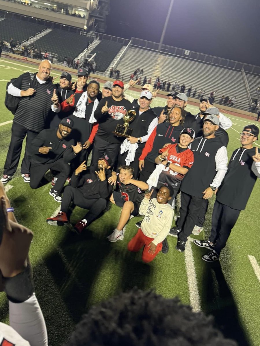13campbell's tweet photo. Honored &amp; Blessed to walk along side this group. Your hard work and dedication to our kids is an inspiration every day! #SchoolofChamions #Win https://t.co/GWDqooRDAp