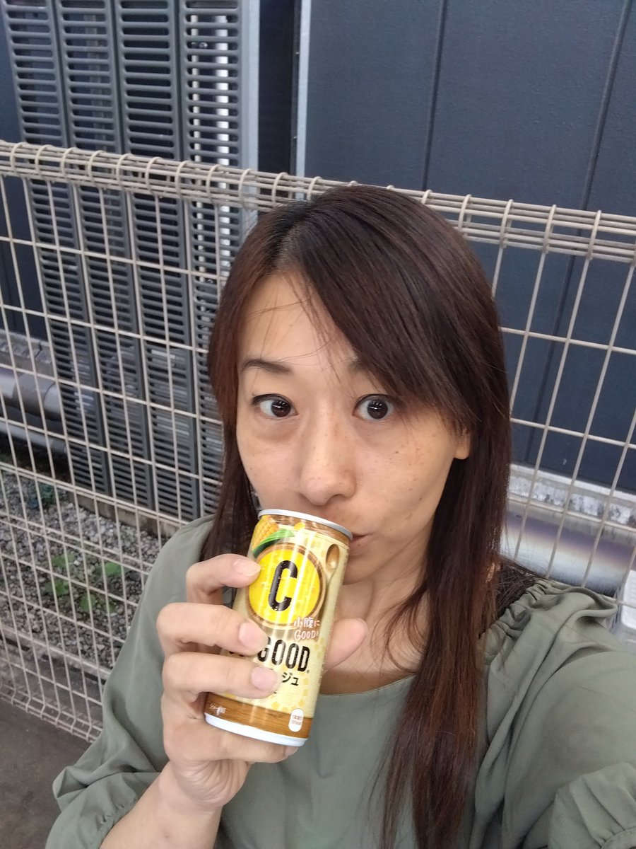 kyoko_try13's tweet photo. 11/8(金)審査対象②
自分にご褒美にエステへ行って来ました。フェイシャルだったので気持ち良くて寝てしまってましたw
キレイ磨いてランウェイ歩けるように配信も頑張ります‼️ママー‼️

#MissBouquet
#ミクチャ
#KURAUDIA
#アルファブランカ https://t.co/4n4po1XNNa