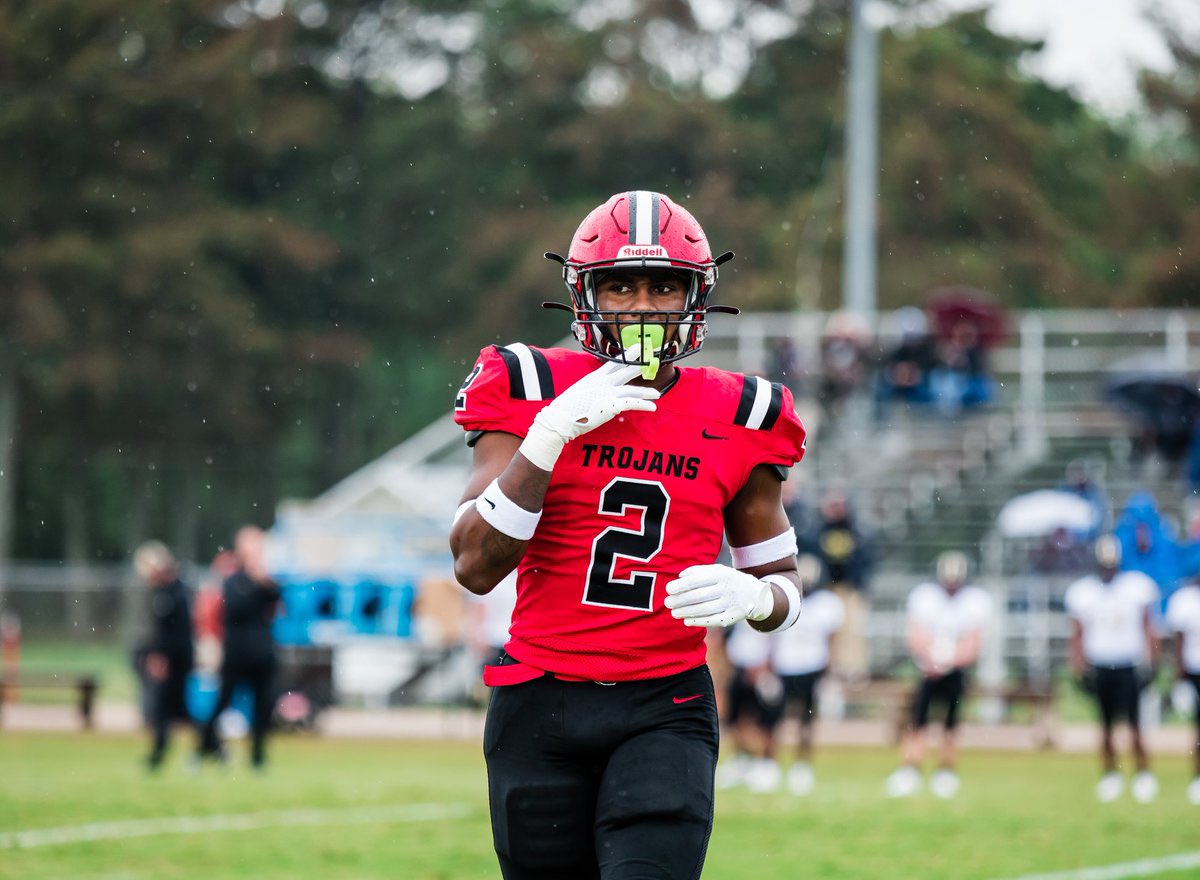 3 (@bonnerjay15) on Twitter photo after a great conversation with <a href="/CoachBook5x/">Booker Chambers</a> i am TRULY BLESSED to receive an offer from Mississippi Delta Community College 🔴⚫️
#AGTG
<a href="/NorrisGoTobie/">Carter Norris</a> <a href="/Jdweeks23/">John David Weeks</a> <a href="/Mdccfb/">MDCC FOOTBALL 🔴⚫️</a> after a great conversation with <a href="/CoachBook5x/">Booker Chambers</a> i am TRULY BLESSED to receive an offer from Mississippi Delta Community College 🔴⚫️
#AGTG
<a href="/NorrisGoTobie/">Carter Norris</a> <a href="/Jdweeks23/">John David Weeks</a> <a href="/Mdccfb/">MDCC FOOTBALL 🔴⚫️</a>