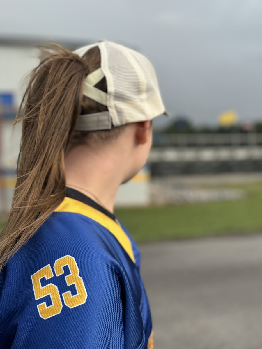 SweetTeesSW's tweet image. New hats alert! It’s not too early to start Christmas shopping!
• Blue Script Cats - $25 (snapback)
     🏷️ $20 if you also buy one of the other hats
• All others are $20 each 
    👱‍♀️Check out the ladies ponytail cap (tan script Cats)