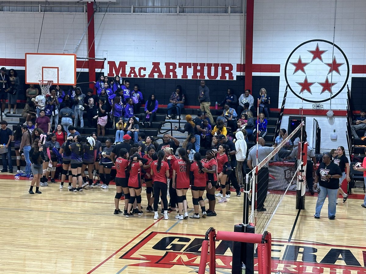 MrLara9's tweet image. At the Jaguar Nation we are very proud of our volleyball athletes! Congratulations 8th grade A team on your victory!!! Way to go! @athletics_mead @MeadMS_AISD @AldineISD @sam_patrickk