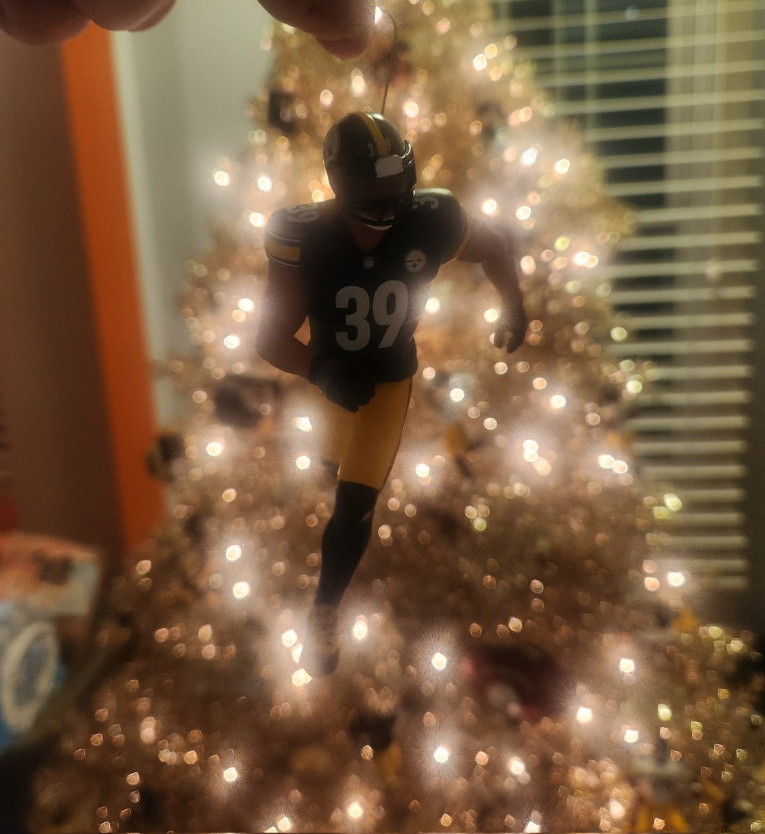 Newest addition to the <a href="/steelers/">Pittsburgh Steelers</a> tree, <a href="/minkfitz_21/">Minkah Fitzpatrick</a>! #HereWeGo <a href="/SteelersUnite/">SteelersNationUnite</a>