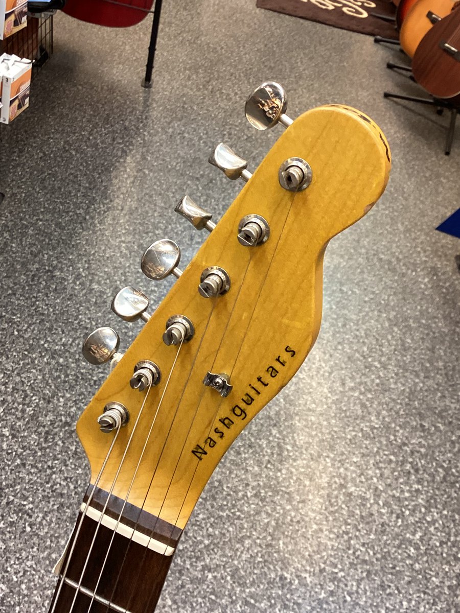 BIGBOSSannex's tweet photo. #お茶の水 #駅前別館 今日も元気に営業🔥
盛況の #Nashguitars フェア、追加で1本ご用意しました‼
・T-63/P-90 in Neck (Sonic Blue)
ネックPUはP-90タイプに!もちろん #Lollar 製です✨
色合いも可愛らしくステージ映えも抜群ですね🎸
ネットはこちらから⬇️
https://t.co/rWW42yPsHT
#BIGBOSS https://t.co/hytAgxpteO