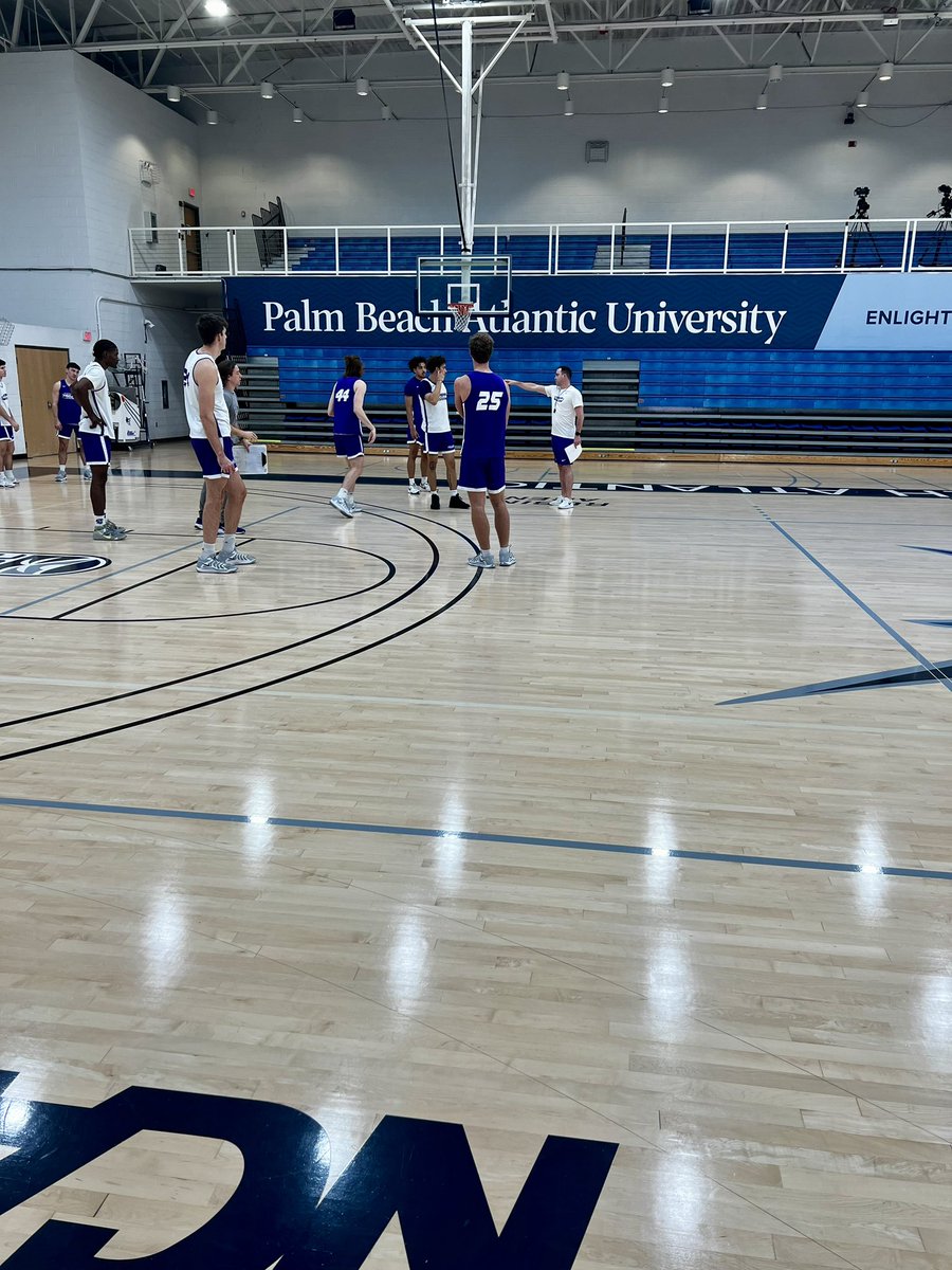 Trevecca Basketball tweet media