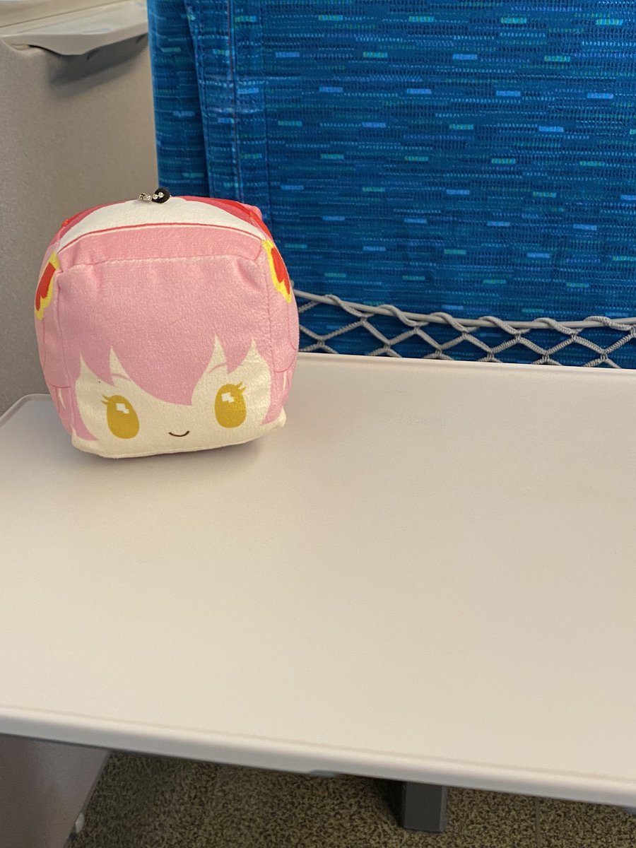 ririkaevol's tweet photo. 一人で東京行くの初めて記念 https://t.co/QT788QkQIv