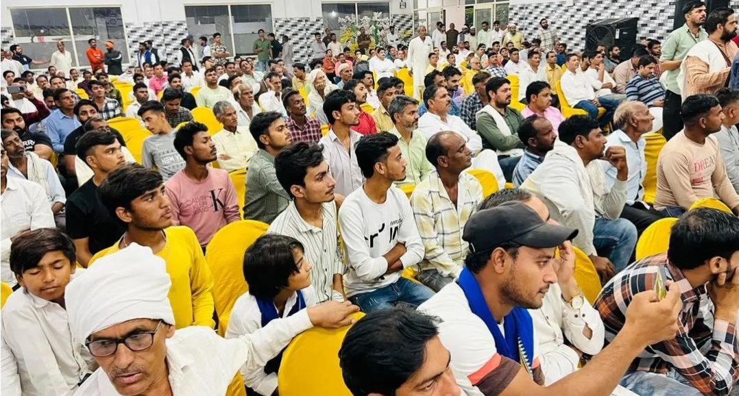 जनपद मुजफ्फरनगर के मीरापुर विधानसभा के (ऋषिका फार्म) भोपा में आयोजित जाट सम्मेलन मे सहभागिता की और उपस्थित प्रबुद्ध जनों को संबोधित करते हुए, समाज के उत्थान, शैक्षिक विकास और आर्थिक समृद्धि पर जोर दिया, और भाई जाहिद हुसैन जी के लिए चंदशेखर आज़ाद ने वोट की अपील की। <a href="/BhimArmyChief/">Chandra Shekhar Aazad</a>