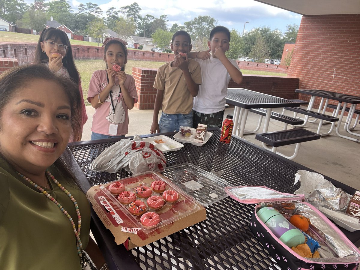 Celebrating our October birthday Lunch bunch, with strawberry donuts 🍩 #classfamily <a href="/HumbleISD_HE/">Humble Elementary</a>