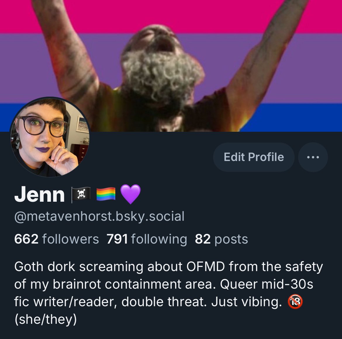 Jenn 🏴‍☠️🏳️‍🌈 |📌🌃 |👽🥁✨ tweet media