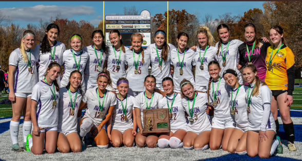 imfusco25's tweet photo. Thank you Avon Soccer for the BEST four years of my life! I’m so grateful for the friends, coaches, & teammates I’ve met along the way. You have made me the person and player I am today! Once an eagle, always an eagle💜💛🦅#22out
@SoccerAvon @avoneagles https://t.co/CMfEdiREPM