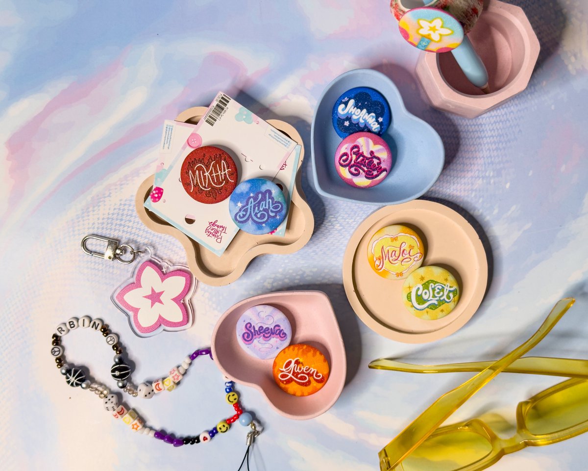 getmydoodlebin's tweet photo. new bini bias fanart button pins ✨

🏷️ WTS LFB PH

1.25 Inches
P65 per pin
Order via shopee
lsf: starts at PHP38

📝 Order here! Shopee: https://t.co/XxQJVnmc40
IG: https://t.co/ojcESGEdh6

 🏷️ bini aiah colet maloi gwen stacey mikha jhoanna sheena blooms bini merch https://t.co/tetFNigFKN