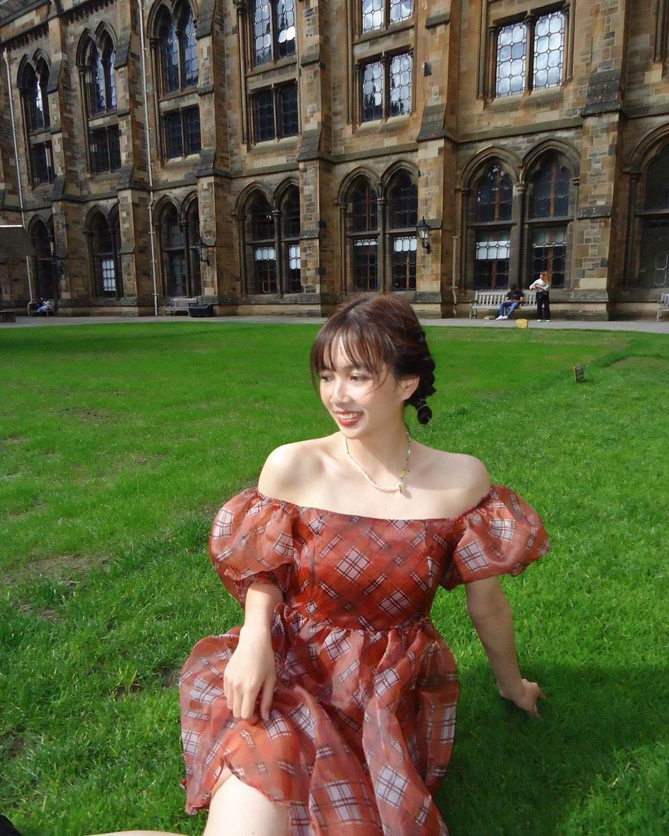 ccboy023's tweet photo. 《绿帽的清纯女友》
#绿帽 #贡献女友  #出卖老婆 #出卖闺蜜  #母狗 #射屏 #绿帽性奴 https://t.co/OZZq3OlEHa