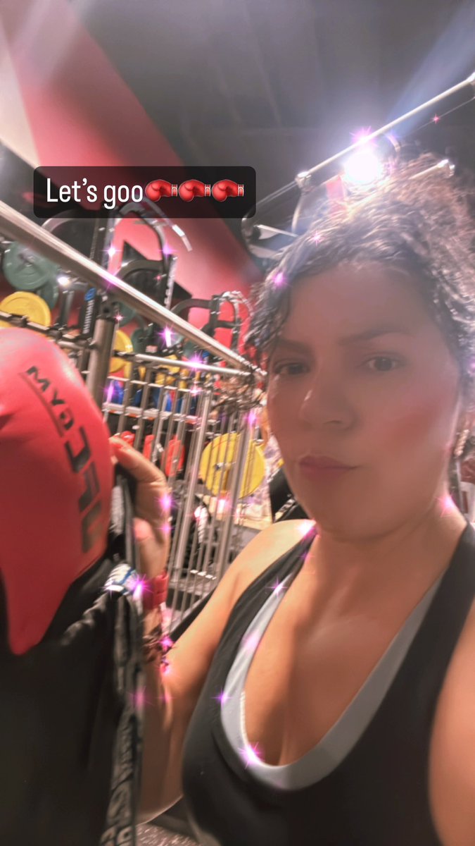 Having my coach not only helps me learn something new, but it humbles me as a teacher. 👩🏽‍🏫 I’m definitely taking life lessons of patience, repetition and the understanding that practice makes permanence. ❣️