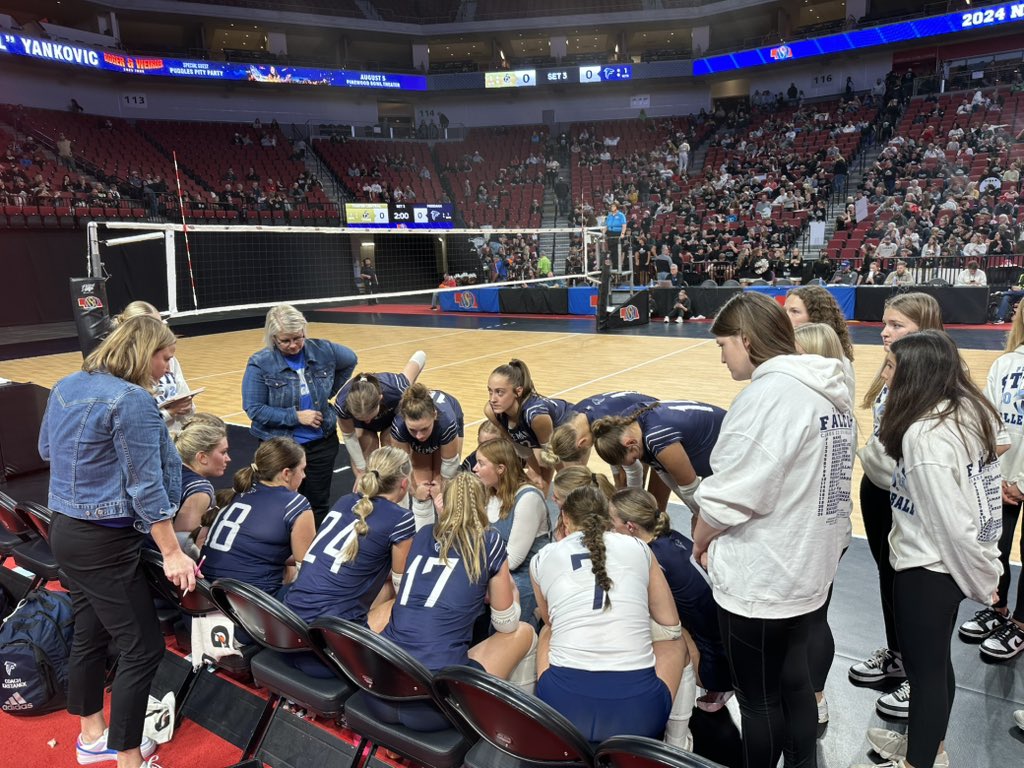 Freeman_Falcons's tweet image. C2️⃣ State🏆Championship:

🏐Round 1️⃣:

Set 3️⃣:

Freeman🐦Falcons🟰2️⃣0️⃣
Thayer Central🗡️Titans🟰2️⃣5️⃣

🗡️Titans up 2️⃣➖1️⃣‼️

#WeAreFreeman🐦