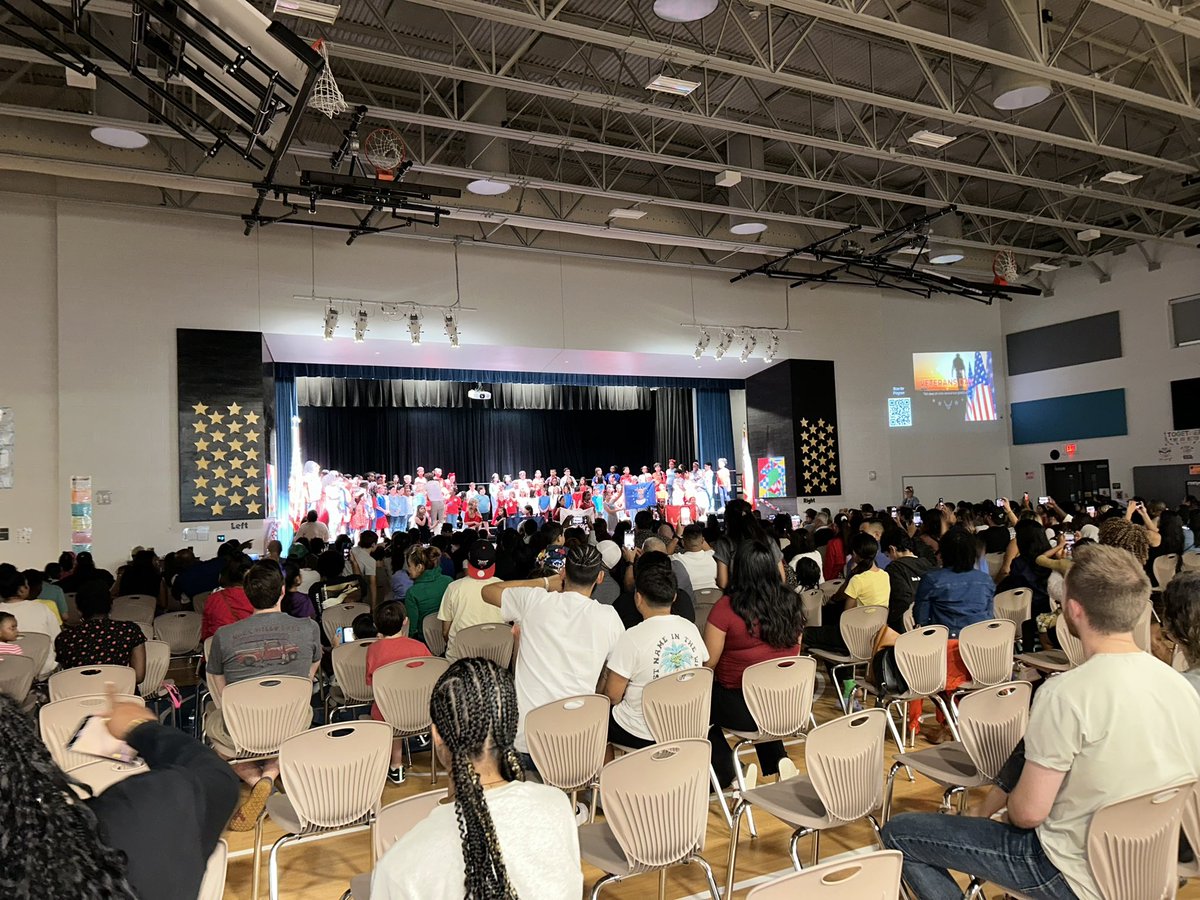 <a href="/3rd_ole/">Leonard Third Grade</a> are having an eventful week and delivered an amazing performance tonight honoring our Veterans!