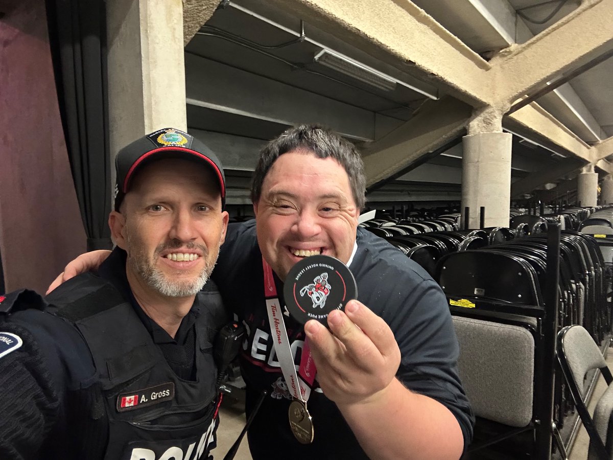6DistrictNRPS (@6nrps) on Twitter photo Tonight <a href="/6Nrps/">6DistrictNRPS</a> <a href="/NiagRegPolice/">NRPS</a> <a href="/torchrunontario/">Torch Run Ontario</a> volunteers assisted with <a href="/SOOntario/">Special Olympics Ontario</a> night with the <a href="/OHLIceDogs/">Niagara IceDogs</a>. Thank you to the crowd for the donations that help fund community programming. Tonight <a href="/6Nrps/">6DistrictNRPS</a> <a href="/NiagRegPolice/">NRPS</a> <a href="/torchrunontario/">Torch Run Ontario</a> volunteers assisted with <a href="/SOOntario/">Special Olympics Ontario</a> night with the <a href="/OHLIceDogs/">Niagara IceDogs</a>. Thank you to the crowd for the donations that help fund community programming.