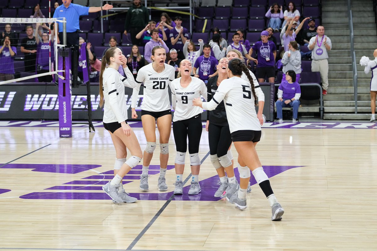 All the vibes from tonight’s W. #LopesUp