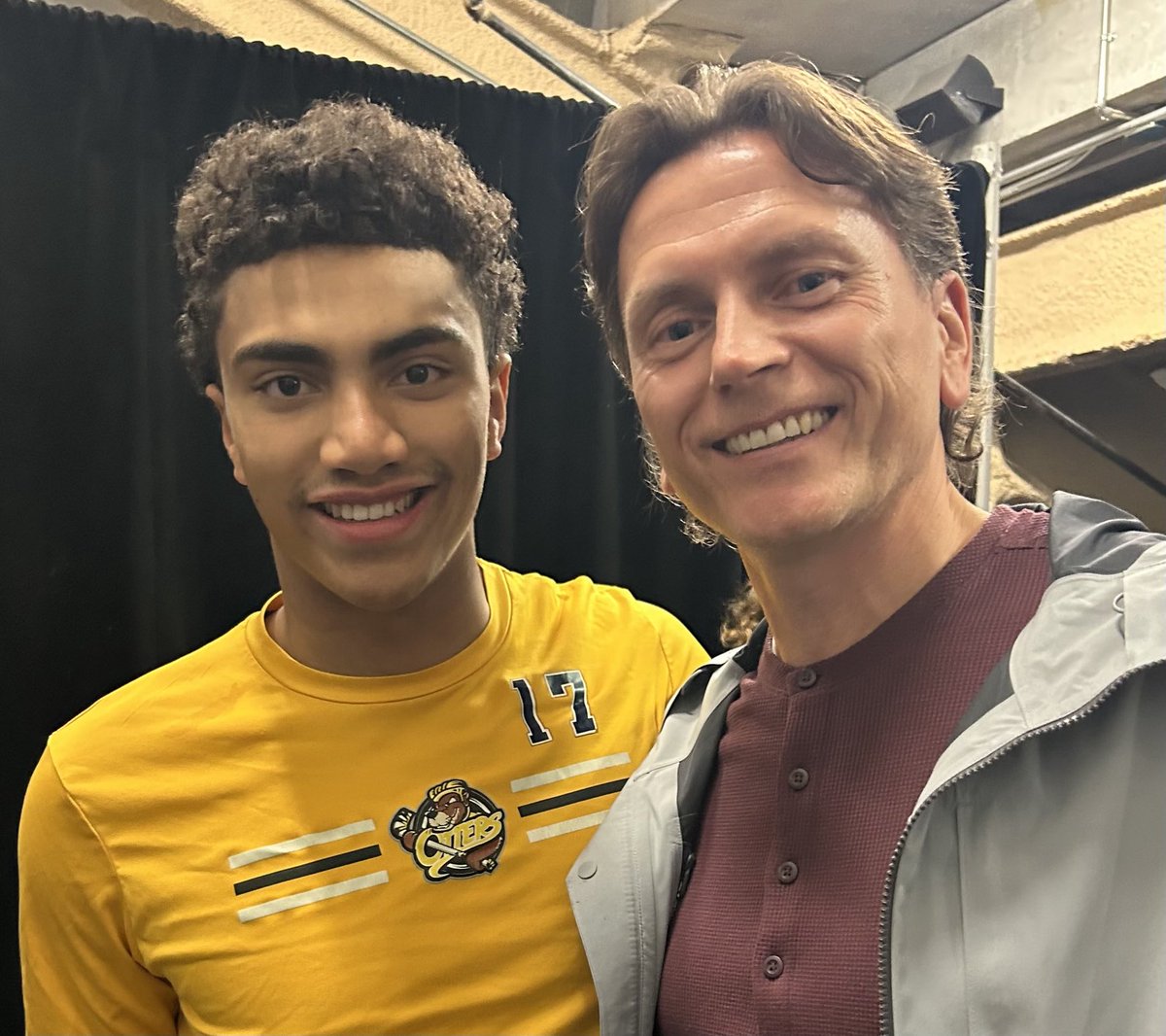 Malcolm, who is a star winger in the OHL for the ⁦⁦<a href="/ErieOtters/">Erie Otters 🦦</a>⁩ was a CRB Bobcat when I was principal there. When I bumped into him 2 months ago, I told him I would make it out to one of his games. That happened tonight and Malcolm was the 1st star, scoring a hat trick!!
