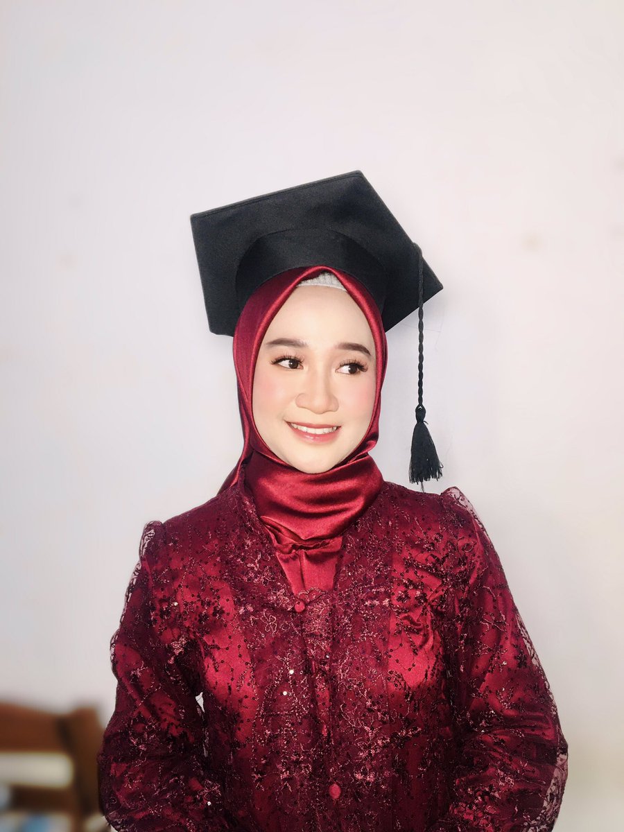 moondiazed's tweet photo. Yang lagi cari mua di malang, slot nov-dec beberapa masih avail, siapa tau kita berjodoh bisa kontak aku yaa!💖

IG: rizmadiazmakeup_
Whatsapp: 089680340363 
 
#muamalang #makeupmalang #makeupartistmalang mua malang muamalang https://t.co/c5RCYNx3lG
