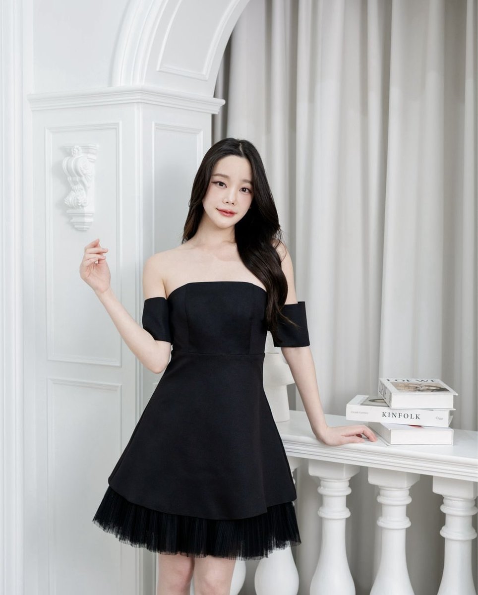 ptpt3344's tweet photo. ส่งต่อเดรสสีดำปาดไหล่ของ pirunya ใส่ 1 ครั้งเท่านั้น ไซส์ xl ส่งต่อ 600 รวมส่ง พร้อมโอนต่อรองราคาได้🙇🏻‍♀️🙇🏻‍♀️ #pirunya #ส่งต่อ #เสื้อผ้ามือ2 #ส่งต่อcintage #ส่งต่อpomelo #ส่งต่อstylish https://t.co/YX2AtBhSzl