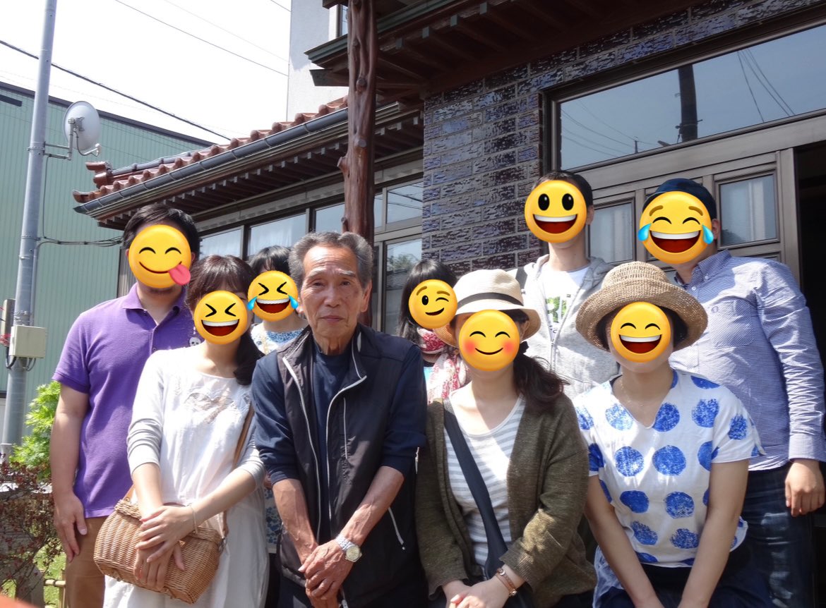 goitaosa's tweet photo. 先日のイベント時にも質問がありましたので、ねこまどショップさんから発売されている「ごいた竹駒」を作られている職人さんをご紹介します

石川県能登町宇出津在住、志幸幸三さん

写真は2016年に大阪支部が初めてご自宅の作業場を見学させて頂いたときのものです

#石川県 #能登町 #宇出津 #ごいた https://t.co/cEZu4xtBwb