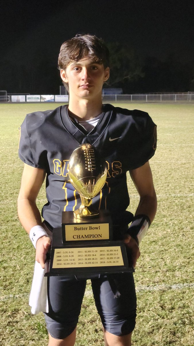FL_FootBALLIN's tweet photo. So proud of my boy @cc11houston sophomore year was a success had 5 more touchdowns tonight in a devastating #butterbowl win 56-21

@grammie5058 @IsopoMary https://t.co/fy84MAlgfv