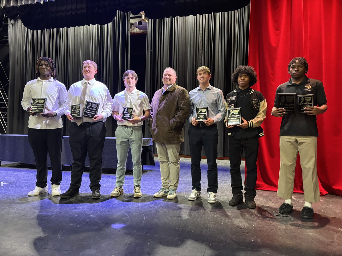 great evening today. Received all conference defensive lineman MVP
along side some of my teamates.