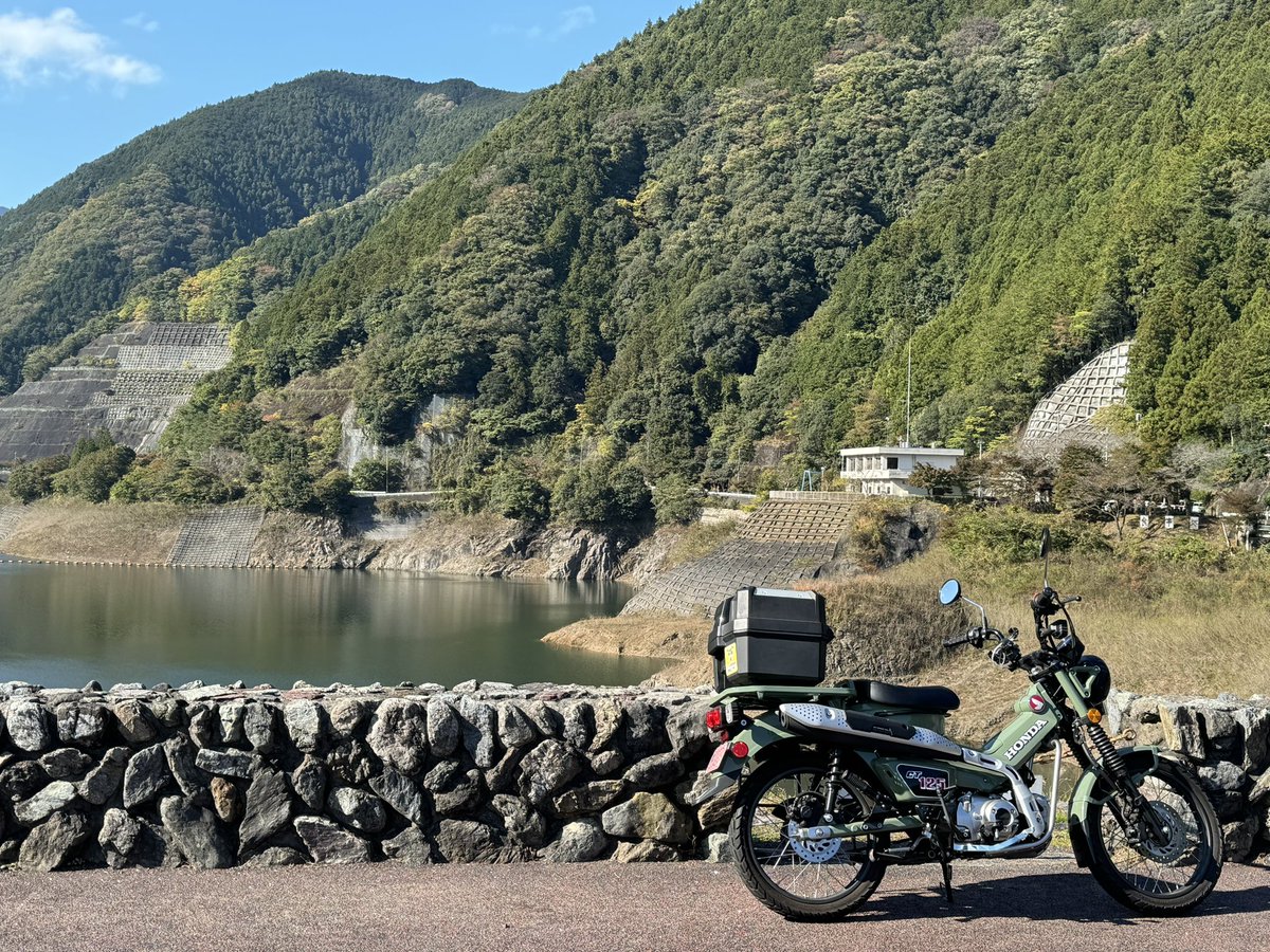 COYA1005's tweet photo. 安定の有間ダムです。
#ct125 #ハンターカブ #カブ主 https://t.co/0GFJFRtcfJ