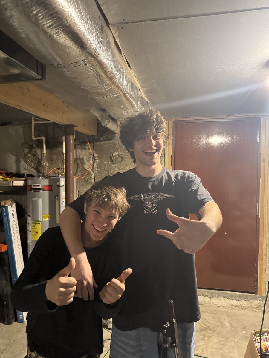 DIEGO BANDZ tweet media