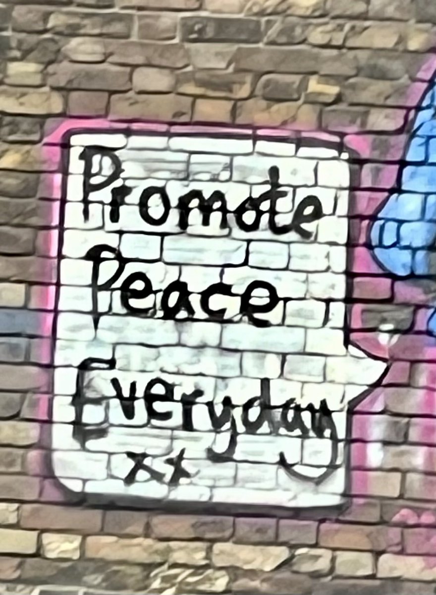Evalyn7's tweet photo. #Hugs &amp; #Gratitude to #Writers Who Promote Peace Everyday @PaulADornan @BlueGold201 @KJHAuthor @ChloeJEsposito @RobertHarper @Laurie_Garrett @sarahkendzior @vayunaiduauthor @helenireneyoung @RebeccaAyarsPr @paullarosa @PresidentPat https://t.co/9gw0KAc6Y6