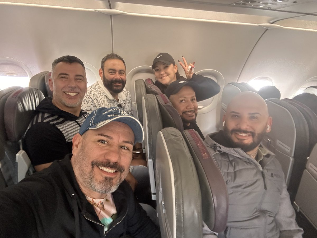 EMCelnumberone's tweet photo. Puerto Vallarta day 1 https://t.co/ks7lqnP8dI