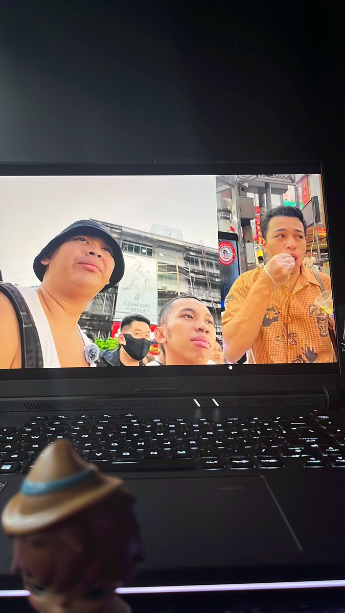 march 𐙚 tweet media