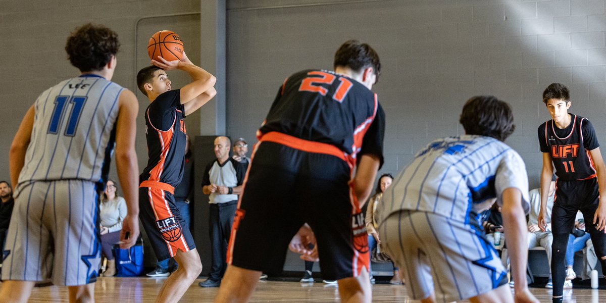 PhotosbyMorash's tweet image. Game 1

#Freethrow #basketball #xeistsports #liftbasketball #wilsonsports @nphshowcase 
#sunlight