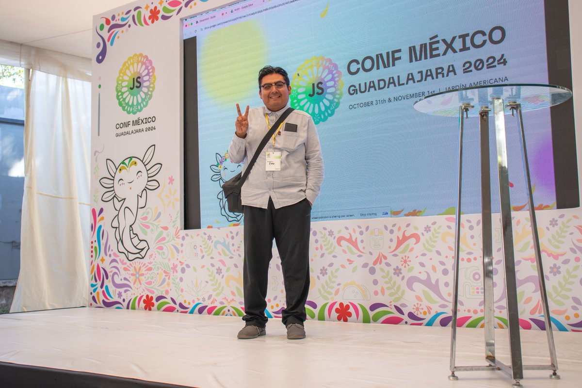 TeodoroROAG's tweet photo. Gran experiencia poder presenciar la @jsconfmx 2024 en Guadalajara 🤩

Sin duda, me deja con buenas amistades, mucho conocimiento y la motivación de seguir creciendo como Dev. 😎

Nos vemos el próximo año 🫣 https://t.co/nMVeoJFrOe