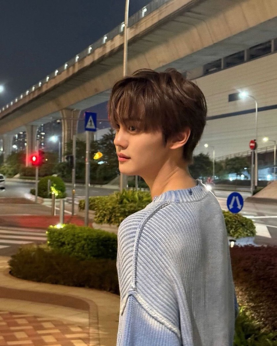 GYUVIN. tweet media