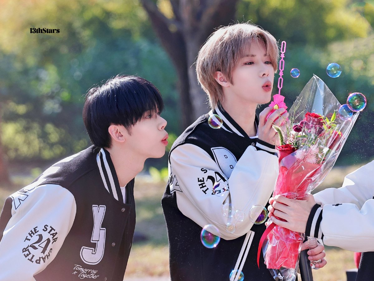 Be my light💫 tweet media