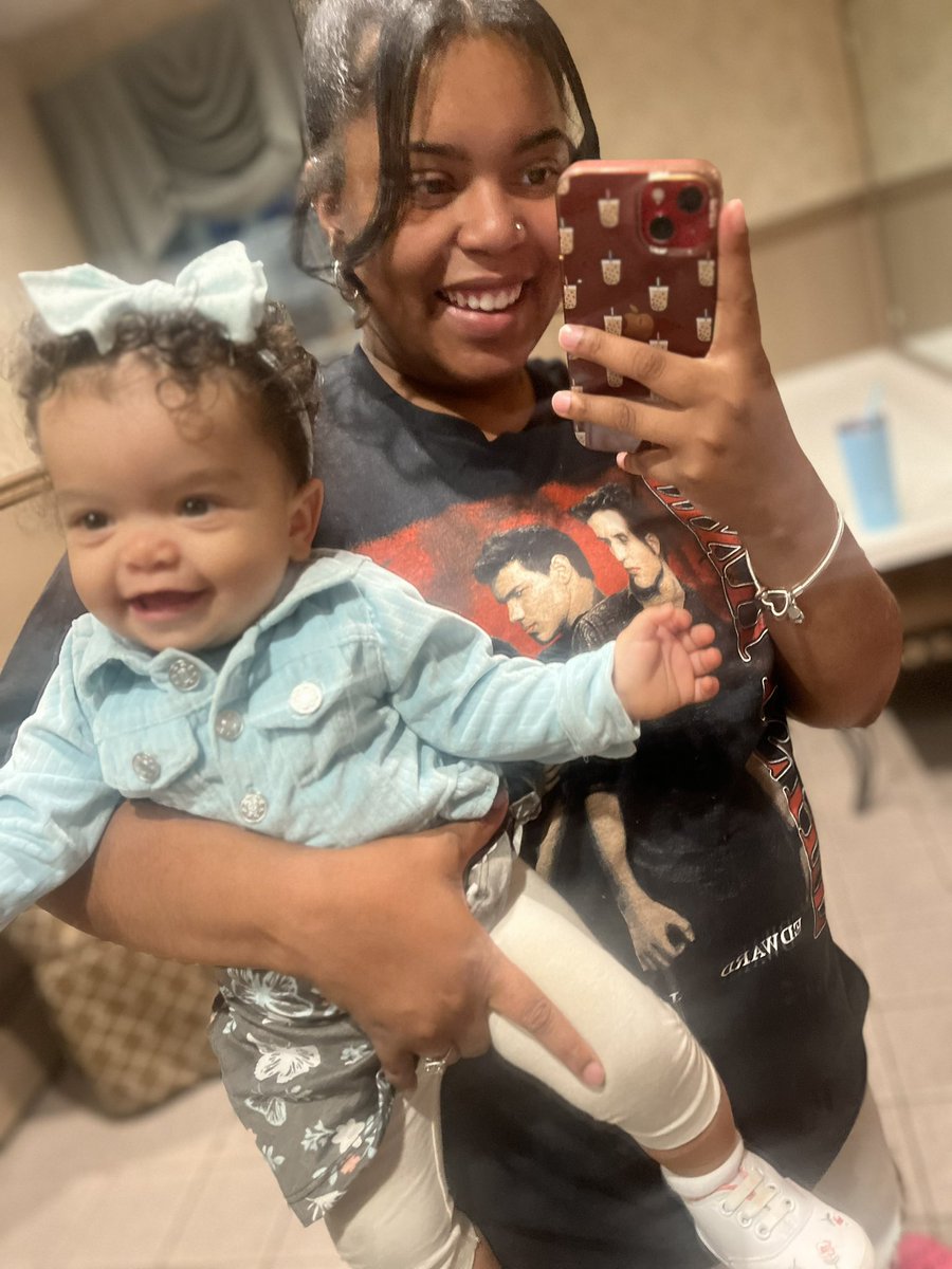 therealpettycee's tweet photo. my babies &amp; biggest blessings 🫶🏽🤍
Ri &amp; BJ https://t.co/FhBekCOhd1