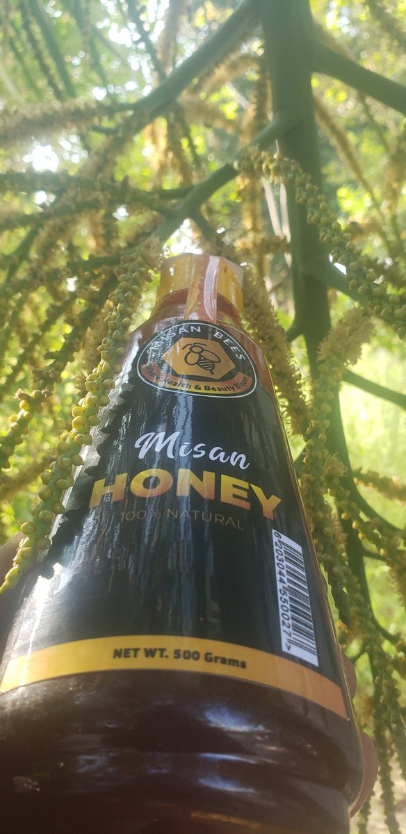 MisanBees's tweet photo. Asali ni Tamu sana Lakini hakikisha hukumbati mzinga wa Nyuki
#MisanHoney🍯 https://t.co/gCh21LPnuR